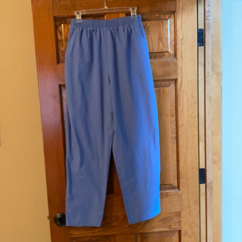 UA scrub pants